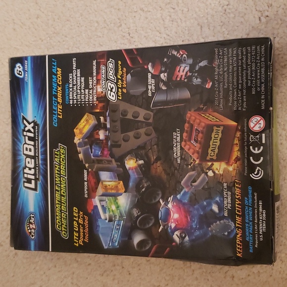 NEW LiteBrix Super Light Building System 63 piece Lite Up Bomb Squad Blaster 6+ - Picture 2 of 4